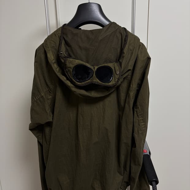 CP컴퍼니 고글 자켓 카키 50