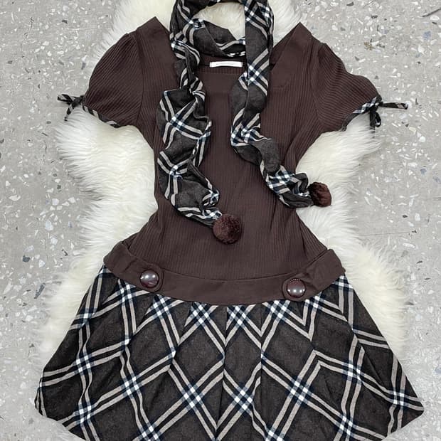라떼갸루 체크 플리츠 원피스 머플러 세트*레어