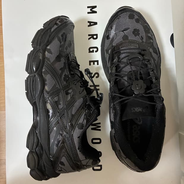 아식스 x 세실리에 반센 젤 큐물러스 16 블랙