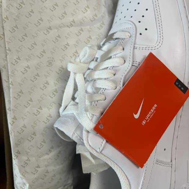 나이키 에어포스 올백 (새상품)