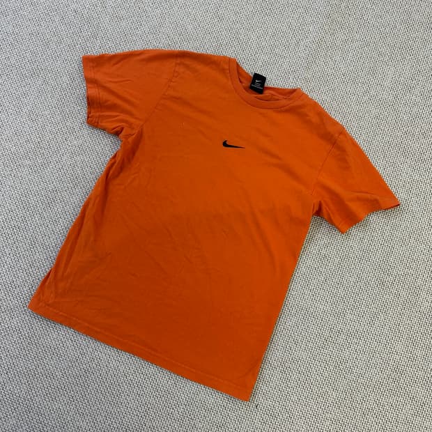 M 나이키 올드스쿨 스우시 반팔 0414D