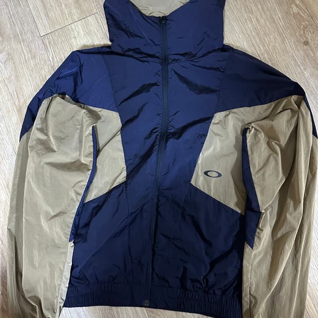 오클리 바람막이 야마자키켄토