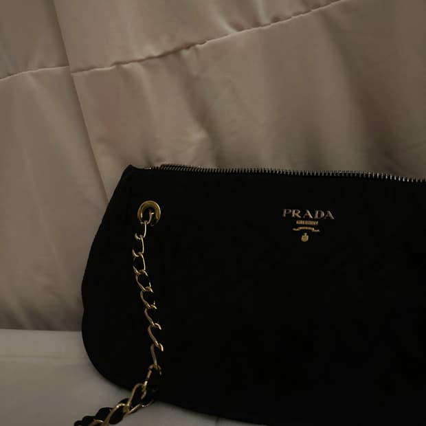 프라다 핸드백