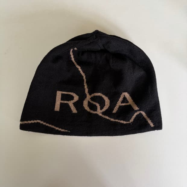 Roa 비니 판매합니다