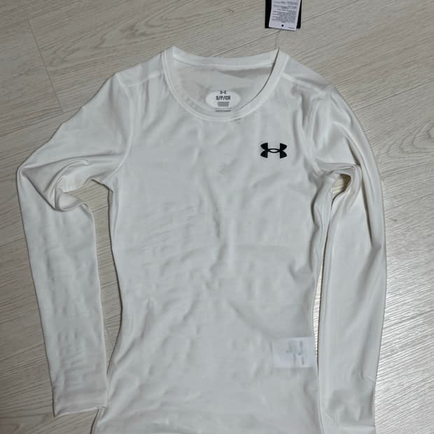 언더아머 컴프레션 기능성 긴팔 화이트 S ( 새상품 ) 