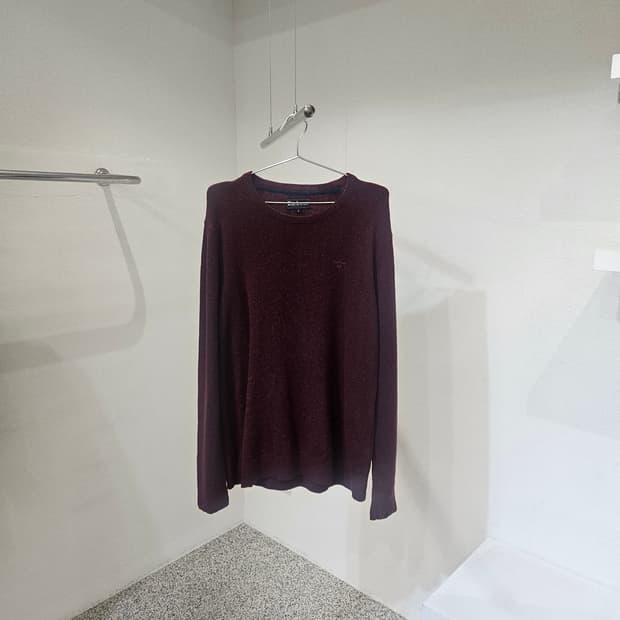 바버 라운드넥 니트