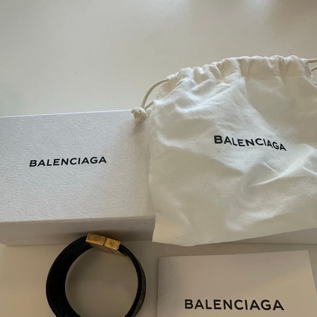 발렌시아가 블랭킷 브레이슬릿 네이비/금장 S사이즈