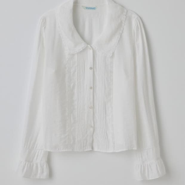 타낫 핀 레이스 블라우스