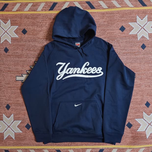 나이키 뉴욕양키스 써마 후디