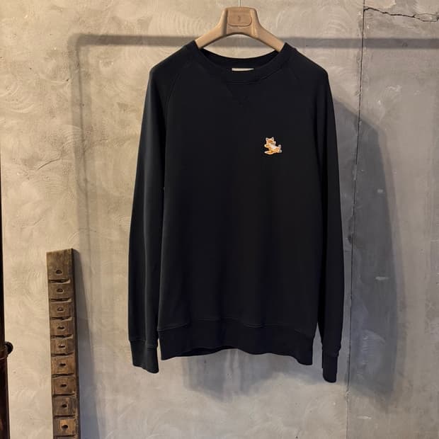 메종키츠네 맨투맨 100