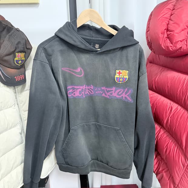 L) 나이키 바르셀로나 트래비스 스캇 후드티