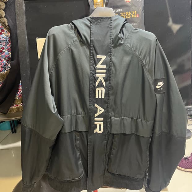 나이키 에어 바람막이
