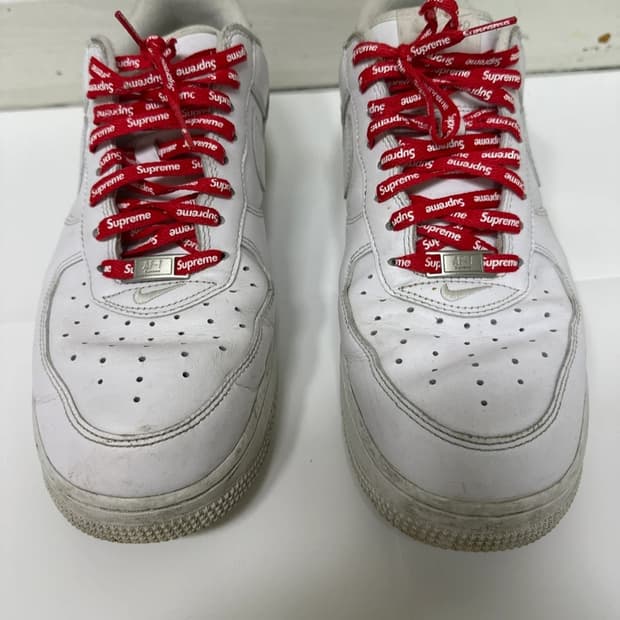 나이키 슈프림 에어포스 1 로우 화이트 285사이즈