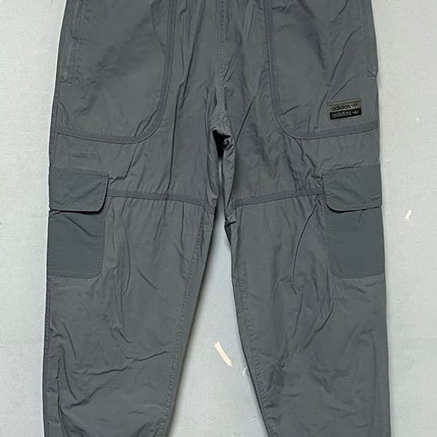 adidas 아디다스 오리지널스그레이 님지 카고 조거팬츠 여름 M 30