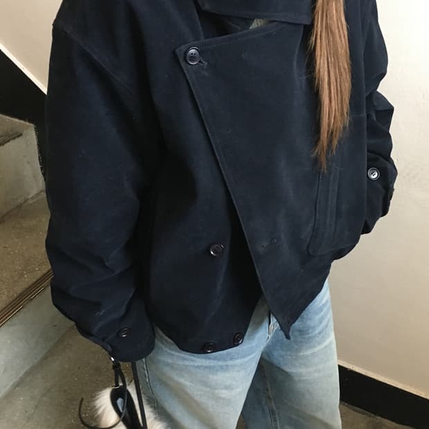 navy high neck jaket 저한테 파실분 구해여