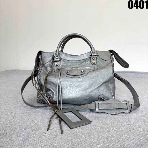 발렌시아가 모터백 클래식 시티 스타일 토트 겸 숄더백