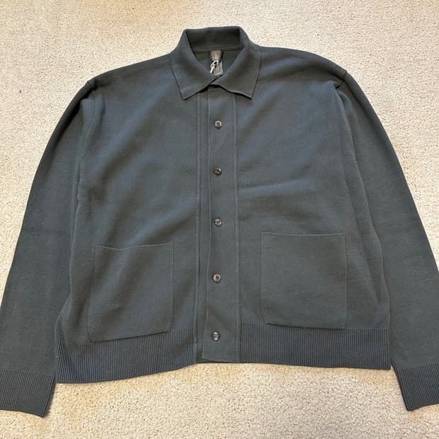 언어팩티드 포켓  카라가디건 L