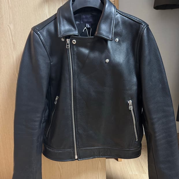 30만원 에이치엔앰 소가죽 라이더 자켓 L 판매합니다