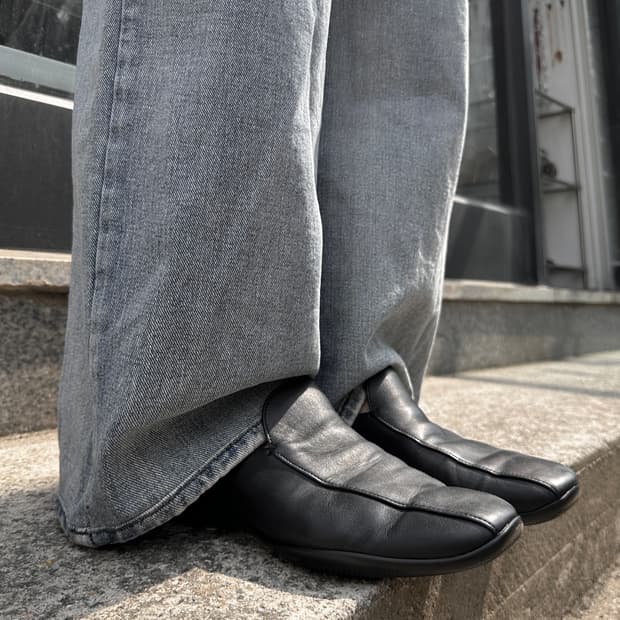 00s 블랙 프라다 스포츠 스퀘어 토 슬리퍼 뮬