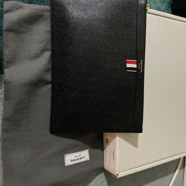 톰브라운 클러치 s