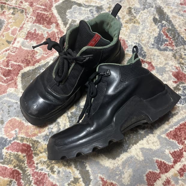 1999s 프라다 스포츠 아카이브 워커 부츠