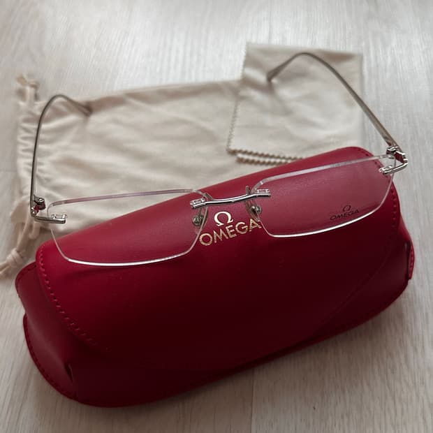 오메가 무테안경