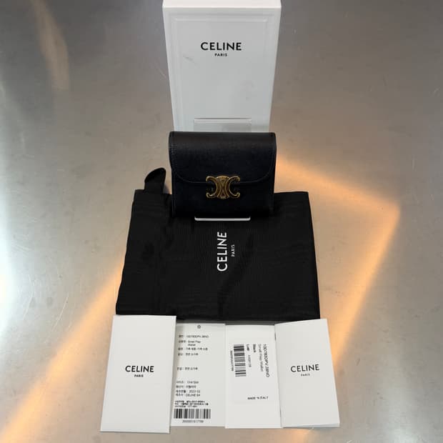 [리오브전포점] 셀린느 스몰 트리옹프 플랩 지갑