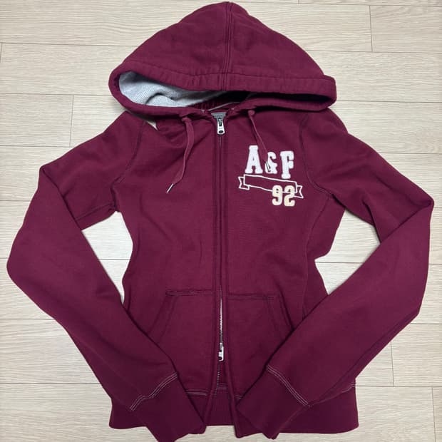 아베크롬비 후드집업 버건디 대대장 딱붙핏 (투웨이)