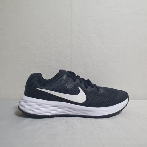 240mm 나이키 레볼루션 블랙 운동화