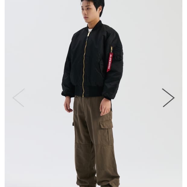 알파 인더스트리 ma-1 블랙 L사이즈 구합니다