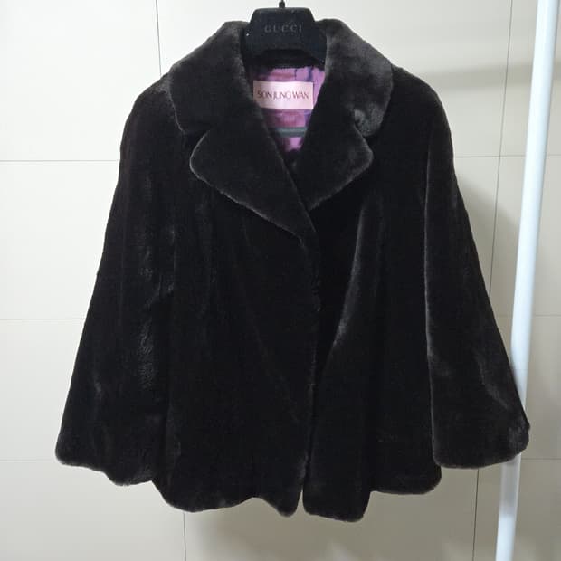 (선물급)손정완 쉬어드 휘메일 풀스킨 밍크 자켓  55