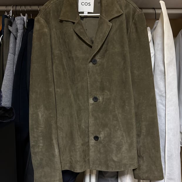 코스 스웨이드 블레이저