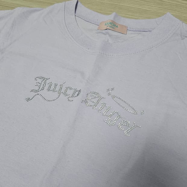 kancha studio 연보라 핫픽스 반팔티