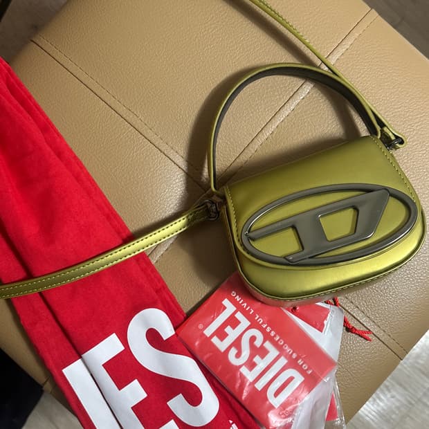 디젤 1DR XS 숄더백 시트론 옐로우