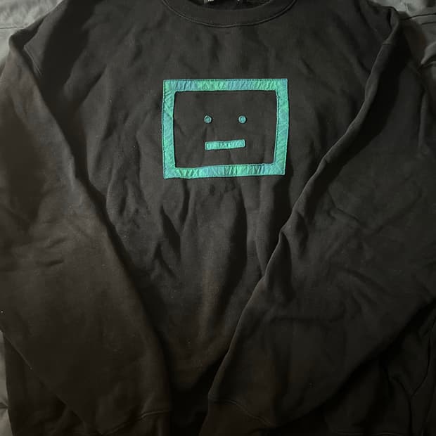 아크네 맨투맨 xl