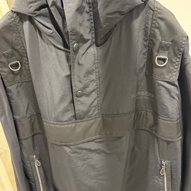 손흥민 버버리 아노락 L