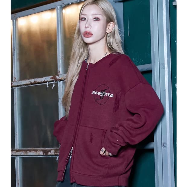 엑스톤즈 송필드 데미지 니트 집업 버건디