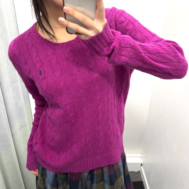 폴로 퍼플 꽈베기 니트