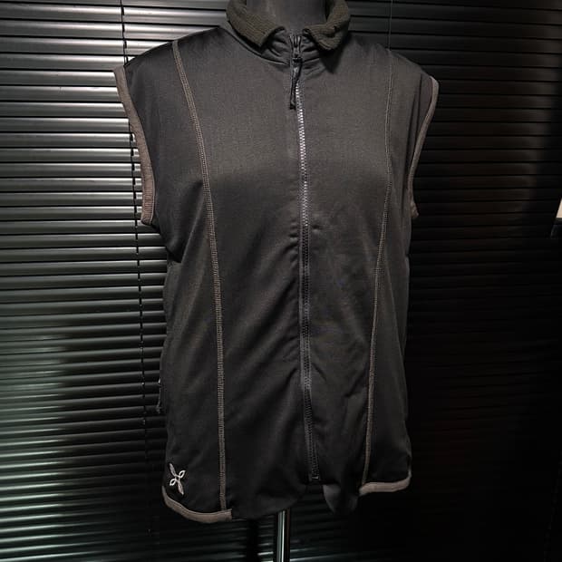 몬츄라 기모 조끼 베스트 집업 등산 자수 고프코어 S 90 하이넥 카라