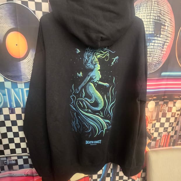 데스 코스트 서플라이(Death Coast Supply) 후드티