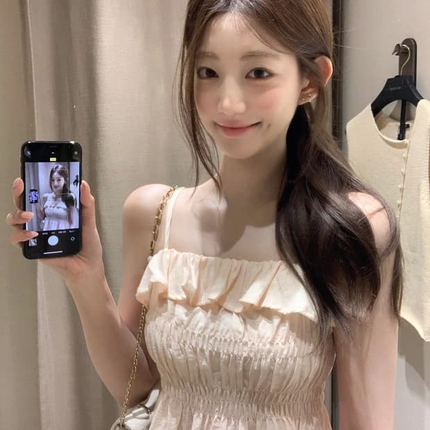 제니오 에떼 프릴 탑 피치