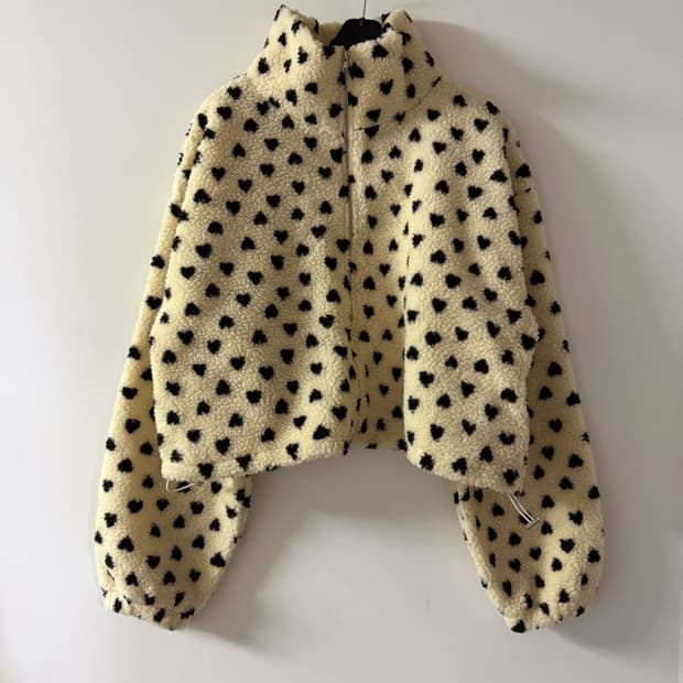 새상품 여자 하트 뽀글이 크롭 집업