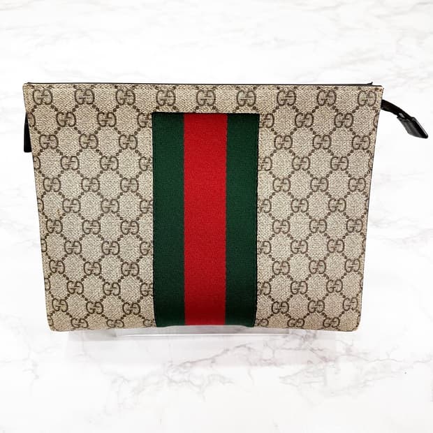 구찌 GG 수프림 웹 클러치