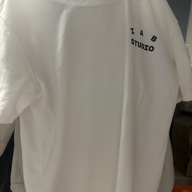 IAB스튜디오 반팔티셔츠(폰트 블랙) L