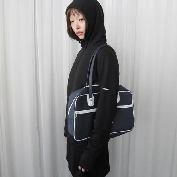 지초이 컴포트 25-001 easy wind hoodie size 2