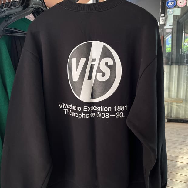 비바스튜디오 맨투맨