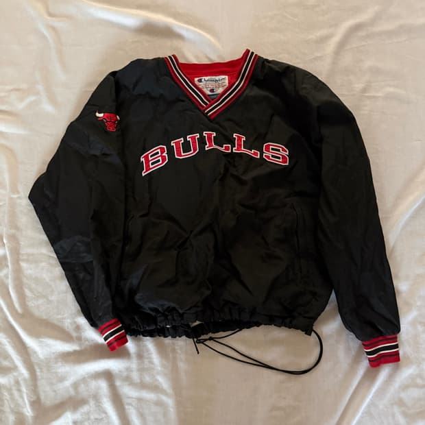 챔피온 바람막이