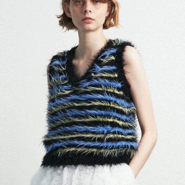 Moonsun Danke Hairy Stripe Knit Vest