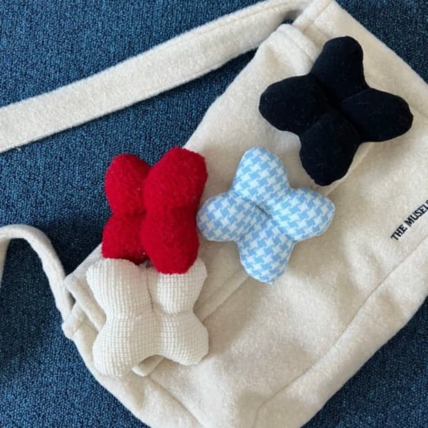 더뮤지엄비지터 가방