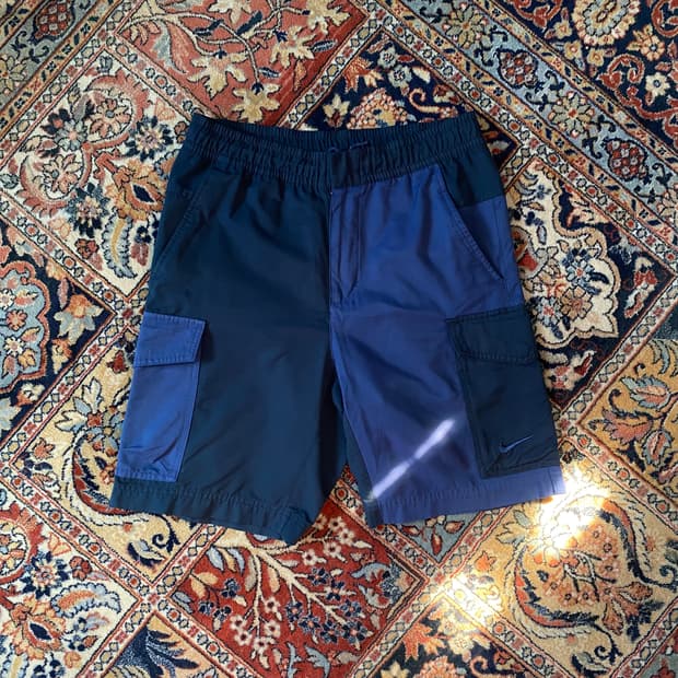 🌊Nike 2 color cargo shorts